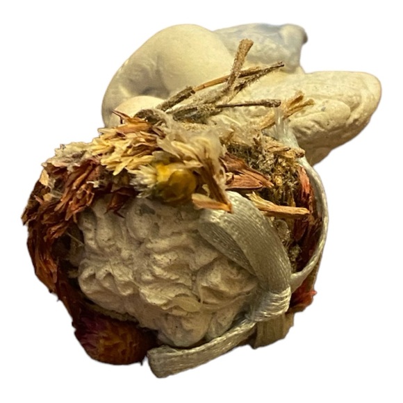 Vintage 1996 Dreamsicle cherub with blanket napping 2” long - Picture 3 of 6